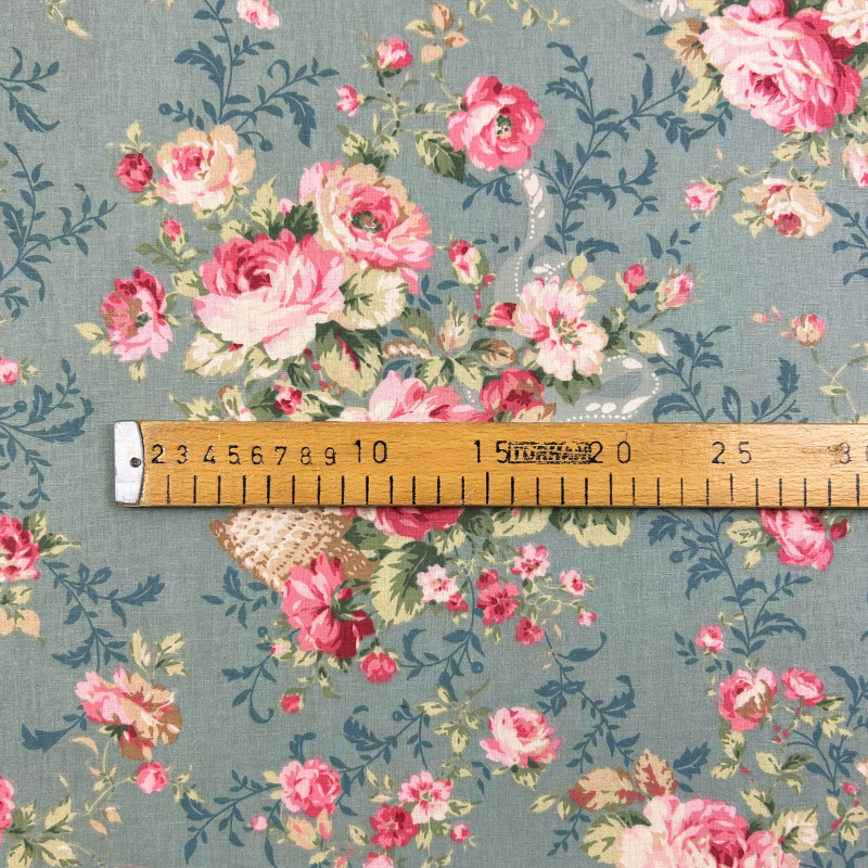 Ervi Bavlněná látka/plátno š.240cm - Růže na zeleném č.18822-1, metráž