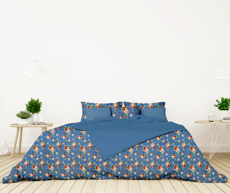 Ervi bavlněné povlečení oboustranné - růžičky na modrém/modrá