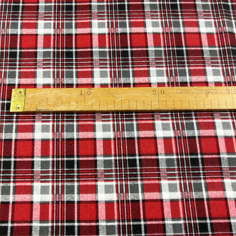 Ervi bavlna flanel š.240cm červeno-černe karo na bílém 72431, metráž