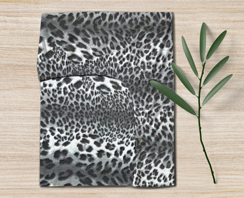 Ervi bavlněné napínací prostěradlo - Leopard šedý