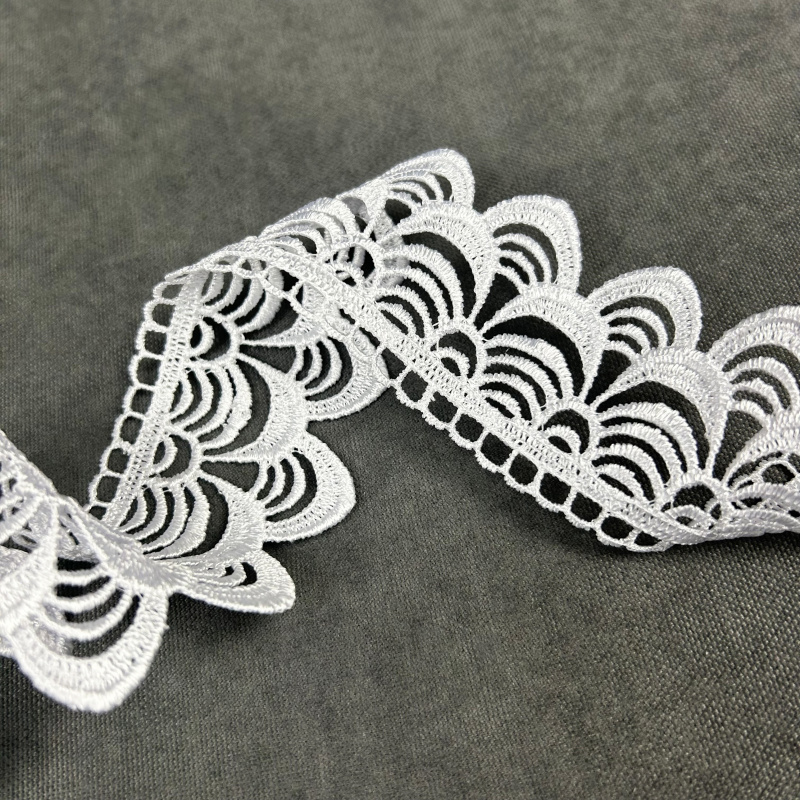 Krajka bíla - 71953 šíře 60 mm , metráž